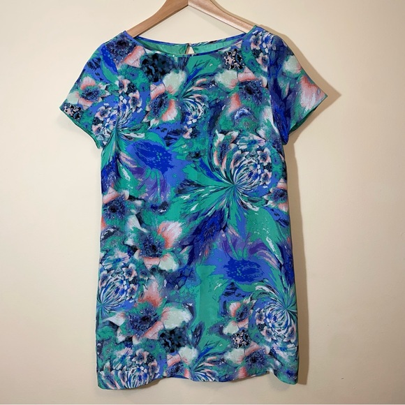 Shoshanna Dresses & Skirts - Shoshanna Silk Dress Size 4